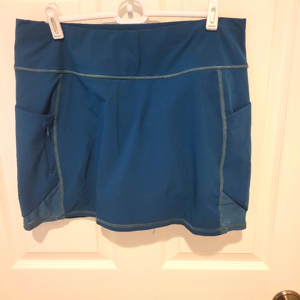 Women's Athleta Size Medium Skort